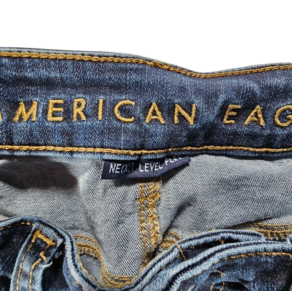 American Eagle Outfitters Blue Slim Jeans with Vintage Wash Size 29×30